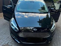 Schwarz Gebraucht 2016 Ford S-MAX Titanium Van / Kleinbus | 11.000 € (Fairer Preis)