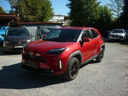 Rot Gebraucht 2022 Toyota Yaris Cross Team SUV | 21.990 € (Guter Preis)