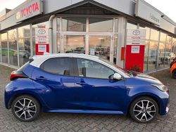 Blau Gebraucht 2021 Toyota Yaris Hybrid Style Limousine | 19.430 € (Fairer Preis)