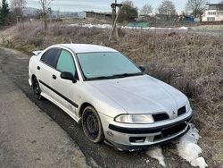 Silber Gebraucht 2001 Mitsubishi Carisma Limousine | 700 € (Etwas zu teuer)