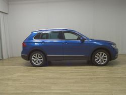 Blau Gebraucht 2019 VW Tiguan Highline SUV | 16.250 € (Superpreis)