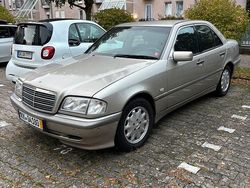 Beige Gebraucht 1999 Mercedes C240 Elegance Limousine | 4.600 €