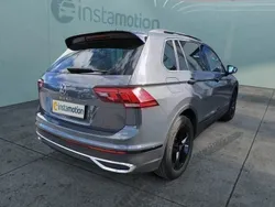 Grau Gebraucht 2022 VW Tiguan Sport SUV | 31.950 € (Fairer Preis)