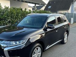 Schwarz Gebraucht 2021 Mitsubishi Outlander P-HEV Plus SUV | 21.000 € (Guter Preis)