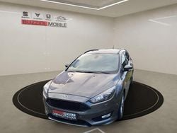 Grau Gebraucht 2018 Ford Focus Limousine | 13.980 € (Fairer Preis)