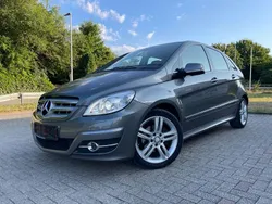 Grau Gebraucht 2008 Mercedes B200 Edition Van / Kleinbus | 4.950 € (Etwas zu teuer)