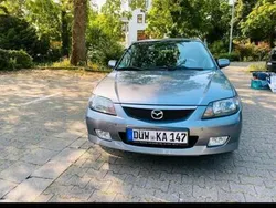 Grau Gebraucht 2002 Mazda 323 Kombi | 1.700 €
