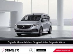 Silber Gebraucht 2024 Mercedes T180 Style Van / Kleinbus | 27.950 € (Fairer Preis)