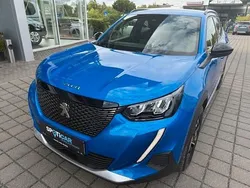 Blau Gebraucht 2023 Peugeot 2008 Allure SUV | 18.900 € (Fairer Preis)