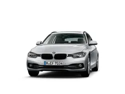 Gebraucht 2024 BMW 320 Sport Line Kombi | 18.570 €
