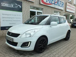 Weiß Gebraucht 2015 Suzuki Swift Club Limousine | 7.290 € (Etwas zu teuer)