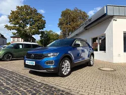 Ravennablau metallic Gebraucht 2021 VW T-Roc Style SUV | 22.490 € (Guter Preis)