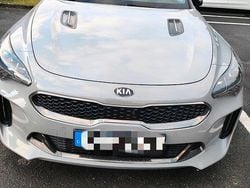 Grau Gebraucht 2025 Kia Stinger Kleinwagen | 28.500 €