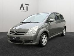 Grau Gebraucht 2006 Toyota Corolla Verso Sol Van / Kleinbus | 4.990 € (Fairer Preis)