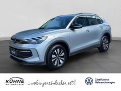 Oyster silver metallic Gebraucht 2025 VW Tiguan Goal SUV | 46.560 € (Guter Preis)