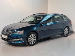 Blau Gebraucht 2022 Skoda Superb Ambition Limousine | 22.499 € (Guter Preis)