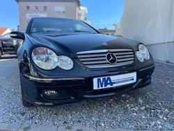 Schwarz Gebraucht 2006 Mercedes C230 Coupé | 5.450 € (Etwas zu teuer)