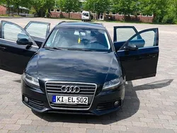Schwarz Gebraucht 2011 Audi A4 Kombi | 7.480 € (Fairer Preis)