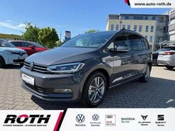 Delfingrau metallic Gebraucht 2024 VW Touran Van / Kleinbus | 39.990 €