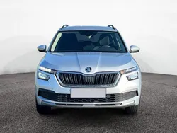 Brilliantsilber Gebraucht 2025 Skoda Kamiq Ambition SUV | 24.490 € (Fairer Preis)