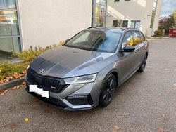 Grau Gebraucht 2022 Skoda Octavia RS Kombi | 22.990 € (Fairer Preis)