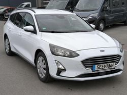 Weiß Gebraucht 2020 Ford Focus Trend Limousine | 12.900 € (Fairer Preis)