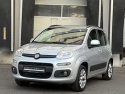 Grau Gebraucht 2017 Fiat Panda Lounge Kleinwagen | 9.900 € (Fairer Preis)