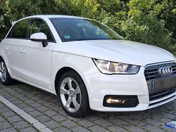 Weiß Gebraucht 2018 Audi A1 Sportback Kleinwagen | 15.600 € (Fairer Preis)