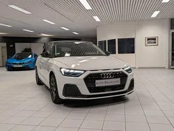 Weiß Gebraucht 2022 Audi A1 Sportback Advanced Kleinwagen | 20.650 € (Fairer Preis)
