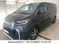Grau Gebraucht 2024 Toyota Proace Verso Kombi | 34.480 € (Superpreis)
