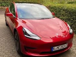 Rot Gebraucht 2020 Tesla Model 3 Standard Range Limousine | 19.800 € (Guter Preis)