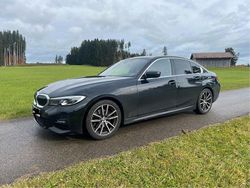 Schwarz Gebraucht 2021 BMW 320 M Sport Limousine | 30.600 € (Guter Preis)