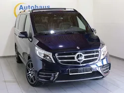 Cavansitblau met. Gebraucht 2019 Mercedes V250 Exclusive Van / Kleinbus | 51.990 € (Etwas zu teuer)