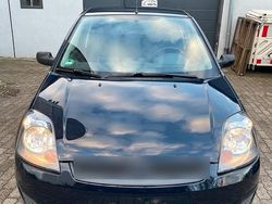 Blau Gebraucht 2007 Ford Fiesta Kleinwagen | 1.800 € (Fairer Preis)