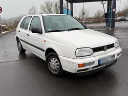 Weiß Gebraucht 1996 VW Golf III Kleinwagen | 1.799 €