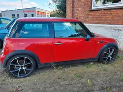 Rot Gebraucht 2002 Mini Cooper Kleinwagen | 2.000 €
