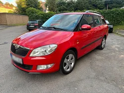 Rot Gebraucht 2013 Skoda Fabia Fresh Kombi | 2.800 € (Guter Preis)