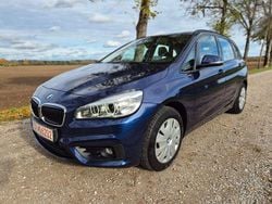 Mediterranblau Gebraucht 2015 BMW 218 Van / Kleinbus | 13.900 € (Fairer Preis)