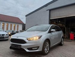Grau Gebraucht 2018 Ford Focus Cool & Connect Kombi | 5.950 € (Fairer Preis)
