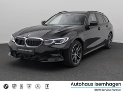 Schwarz 2668schwarz Gebraucht 2020 BMW 330e Sport Line Limousine | 26.999 € (Guter Preis)