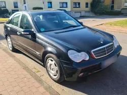 Mercedes C180