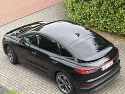 Schwarz Gebraucht 2022 Audi Q4 Sportback e-tron Advanced SUV | 26.200 € (Fairer Preis)