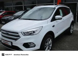 Frostweiß Gebraucht 2018 Ford Kuga Titanium SUV | 18.990 € (Fairer Preis)