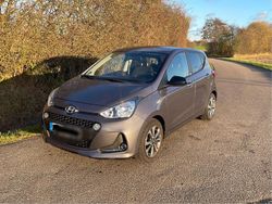 Grau Gebraucht 2019 Hyundai i10 YES! Kleinwagen | 13.500 € (Fairer Preis)