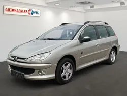 Beige Gebraucht 2006 Peugeot 206 Kombi | 699 € (Guter Preis)