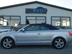 Silber Gebraucht 2002 Audi A4 Cabriolet Comfort Cabrio | 7.780 € (Teuer)
