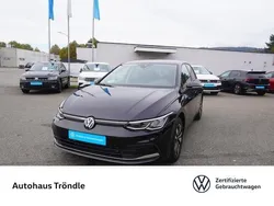 Schwarz Gebraucht 2023 VW Golf VIII Move Kleinwagen | 28.980 € (Fairer Preis)
