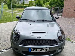 Grau Gebraucht 2010 Mini Cooper S Kleinwagen | 8.200 € (Fairer Preis)