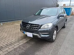Grau Gebraucht 2012 Mercedes ML250 SUV | 11.499 € (Guter Preis)