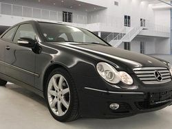 Schwarz Gebraucht 2006 Mercedes CL200 Coupé | 9.950 €